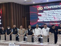 Ngaku Satgas, Sindikat Berhasil Bobol Bank Ratusan Miliar dalam Hitungan Menit