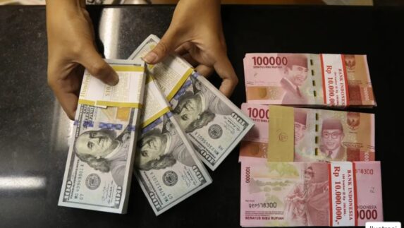 Jika Kedapatan Beli Dolar, Bank Penerima Rp200 Triliun Bakal Disikat