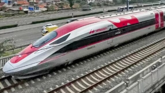 KPK Soroti Dugaan Mark Up Proyek Whoosh