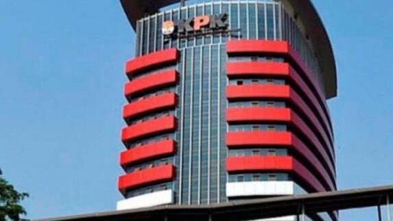 Komisaris Inhutani V Dipanggil Kasus Dugaan Suap Pengelolaan Hutan