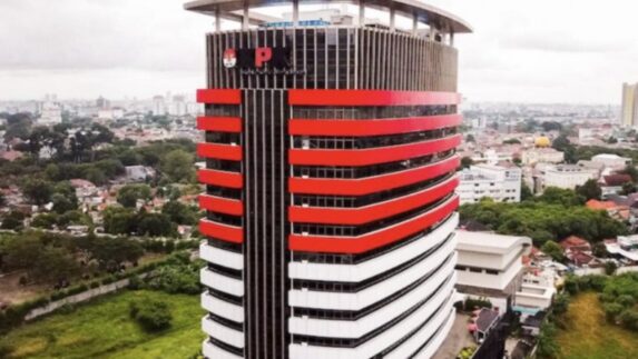 Komisaris Utama PT IAE Dipanggil Terkait Kasus Jual Beli Gas