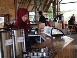 PTPN I Regional 2 Jadikan Rengganis Suspension Bridge Laboratorium Vokasi dan Eduwisata