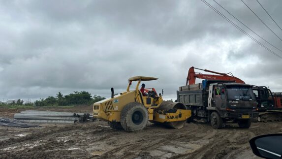 Plank AMDAL Tak Kasat Mata, Penimbunan Lahan Pertamina di Hamparan Perak “Siluman”