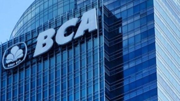 Rekening Dana Nasabah BCA Bobol Rp70 Miliar