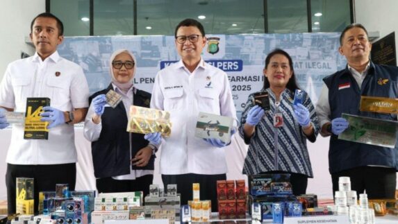 BPOM Ungkap Kasus Obat Ilegal Senilai Rp2,74 Miliar di Jakbar