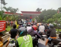 Imbas Banjir, SPBU di Kota Medan Sekitarnya Kekurangan Pasokan BBM