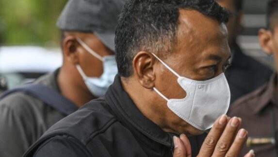 KPK Sita Sejumlah Uang dalam OTT di Ponorogo