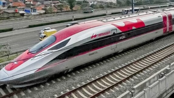Pihak yang Dipanggil Terkait Kasus Whoosh Diminta Kooperatif