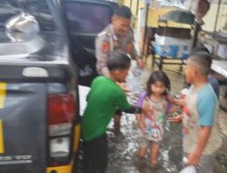 Polres Pelabuhan Belawan Pantau Situasi Banjir dan Salurkan Bantuan