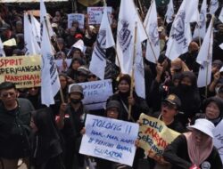 Ribuan Eks Karyawan Sritex Tuntut Pesangon dan THR Dibayar