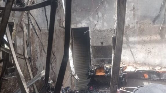 Rumah Hakim Kasus Korupsi Topan Ginting Terbakar