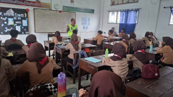 Satlantas Polres Pelabuhan Belawan Sosialisasikan Kamseltibcar Lantas