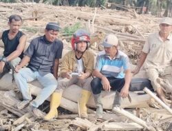 “Banjir Kayu Gelondongan” Bukti Nyata Eksploitasi Hutan