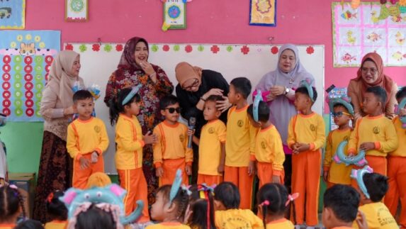 Holding Perkebunan Nusantara Dorong Penguatan Keluarga Lewat Peringatan Hari Ibu di PTPN IV Regional VII