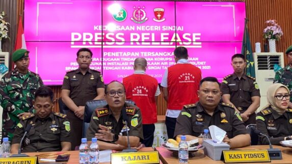 Kejari Sinjai Tangkap Tersangka Korupsi Proyek Air Minum Rp1,18 Miliar