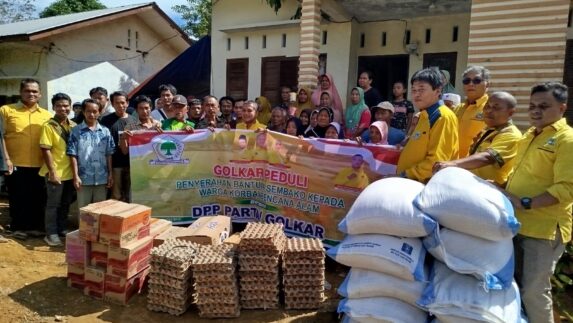Partai Golkar Salurkan Bantuan untuk Warga Terdampak Bencana di Tapsel