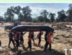 Personel Polda Sumut Tempuh Jalur Ekstrem Salurkan Bantuan untuk Korban Bencana Alam