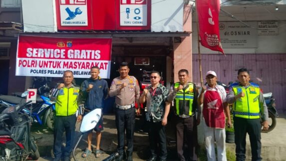 Polres Pelabuhan Belawan Buka Servis Motor Gratis untuk Warga Terdampak Banjir