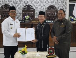 Wakil Walikota Tanjungbalai Hadiri Paripurna Penyampaian RAPBD 2026