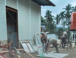 Brimob Hadirkan Sanitasi Layak Bagi Korban Banjir Tapsel