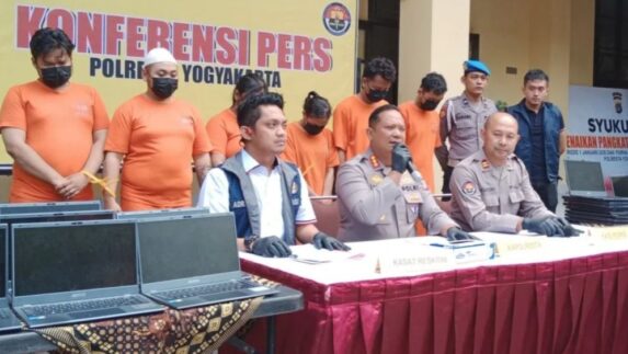 Polisi Bongkar Praktik Love Scamming, Omzet Capai Puluhan Miliar