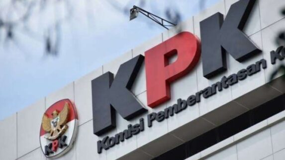 Sekda Bekasi Diperiksa KPK Terkait Kasus Suap Ade Kuswara