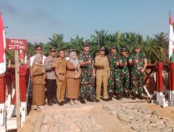 Sinergi TNI-PTPN IV PalmCo Bangun Jembatan Bailey, Akses 3 Desa di Langkat Pulih