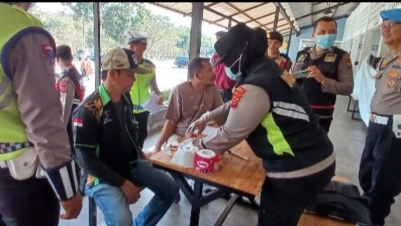 Hari ke-6 Ops Keselamatan, Polda Sumut Intensifkan Ramp Check dan Tes Urine Sopir