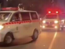 Mapolres Cimahi Digeruduk Puluhan Mobil Ambulans