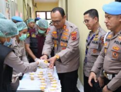 Tindaklanjuti Instruksi Kapolri, Kapolda Sumut Lakukan Tes Urine Serentak
