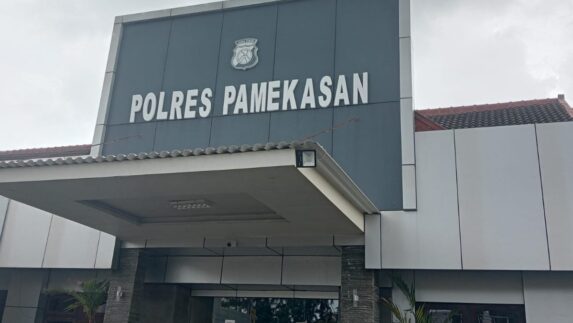 Diduga Gelapkan Duit Rp1 Miliar, Mantan Anggota DPRD Dijemput Paksa