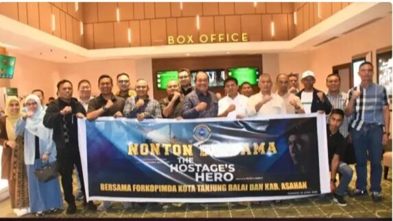 Lanal TBA Bersama Forkofimda Tanjungbalai dan Asahan Nobar Film The Hostage’s Hero