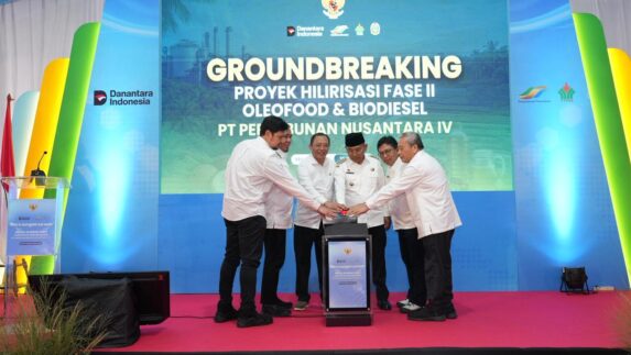 Prabowo Resmikan Groundbreaking Danantara Fase II : Industri Sawit Terintegrasi Disiapkan PTPN di Sei Mangkei