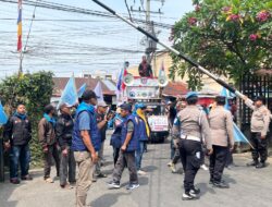 Disdik Medan Didemo Terkait Sejumlah Dugaan Korupsi, Aksi Sempat Ricuh