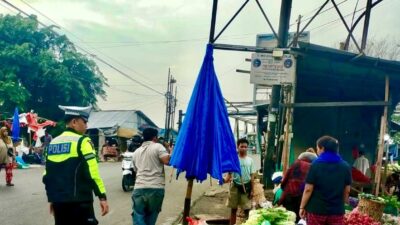 Sat Lantas Polres Tanjungbalai Imbau Pedagang Tak Jualan di Badan Jalan