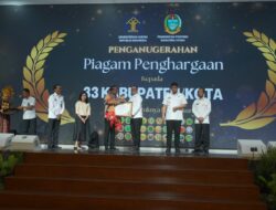 Pemko Tanjungbalai Terima Penghargaan dari Menteri Hukum RI